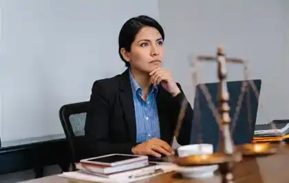 Carrera Profesional de Derecho